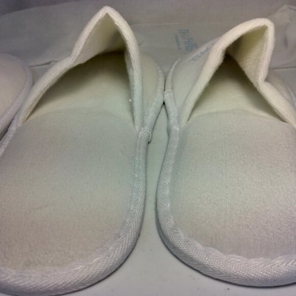 The Chateau At Nemacolin Resort Slippers 1 Size Spa White Slip On 2 Pair - Picture 7 of 16
